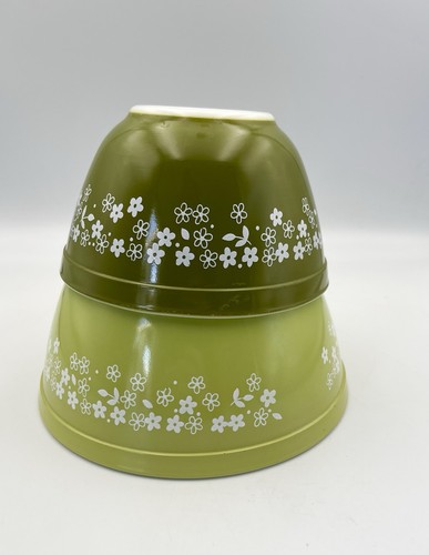 Vintage pyrex spring - pyrex,