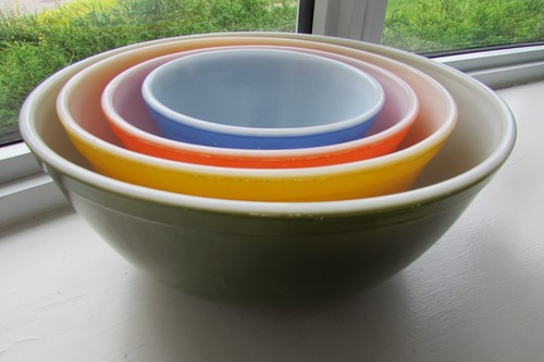 Pyrex primary colors nesting - pyrex,
