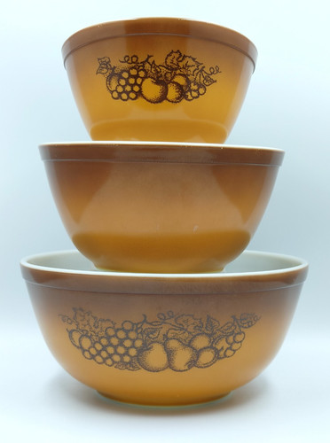 Vintage 1970 pyrex old - 1970's,