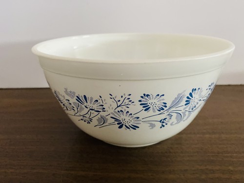 Vintage pyrex 2 - 1, 1/2