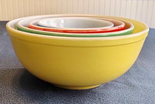 Vtg 1940 pyrex primary - vtg., 1940's