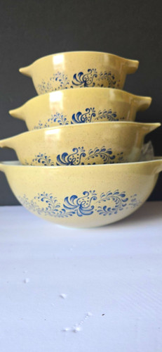 Pyrex cinderella 4pc - 4pc, mixing