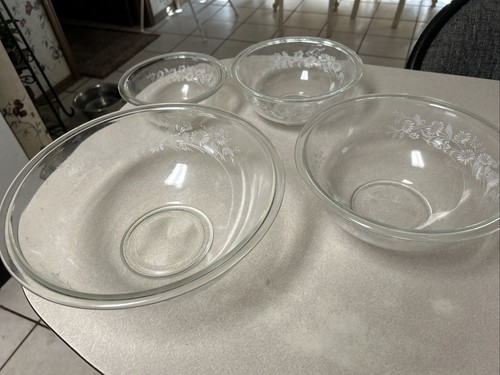 Set pyrex nesting bowls - set,